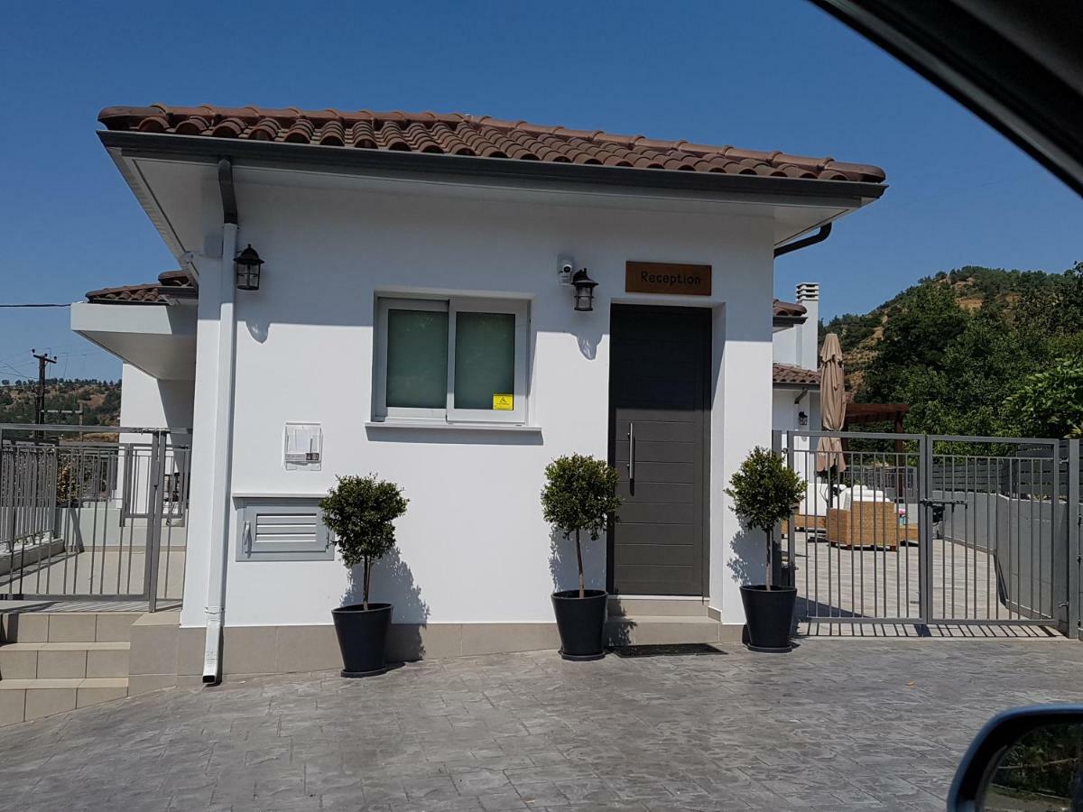 Evmelia Kakopetria Suites Luaran gambar