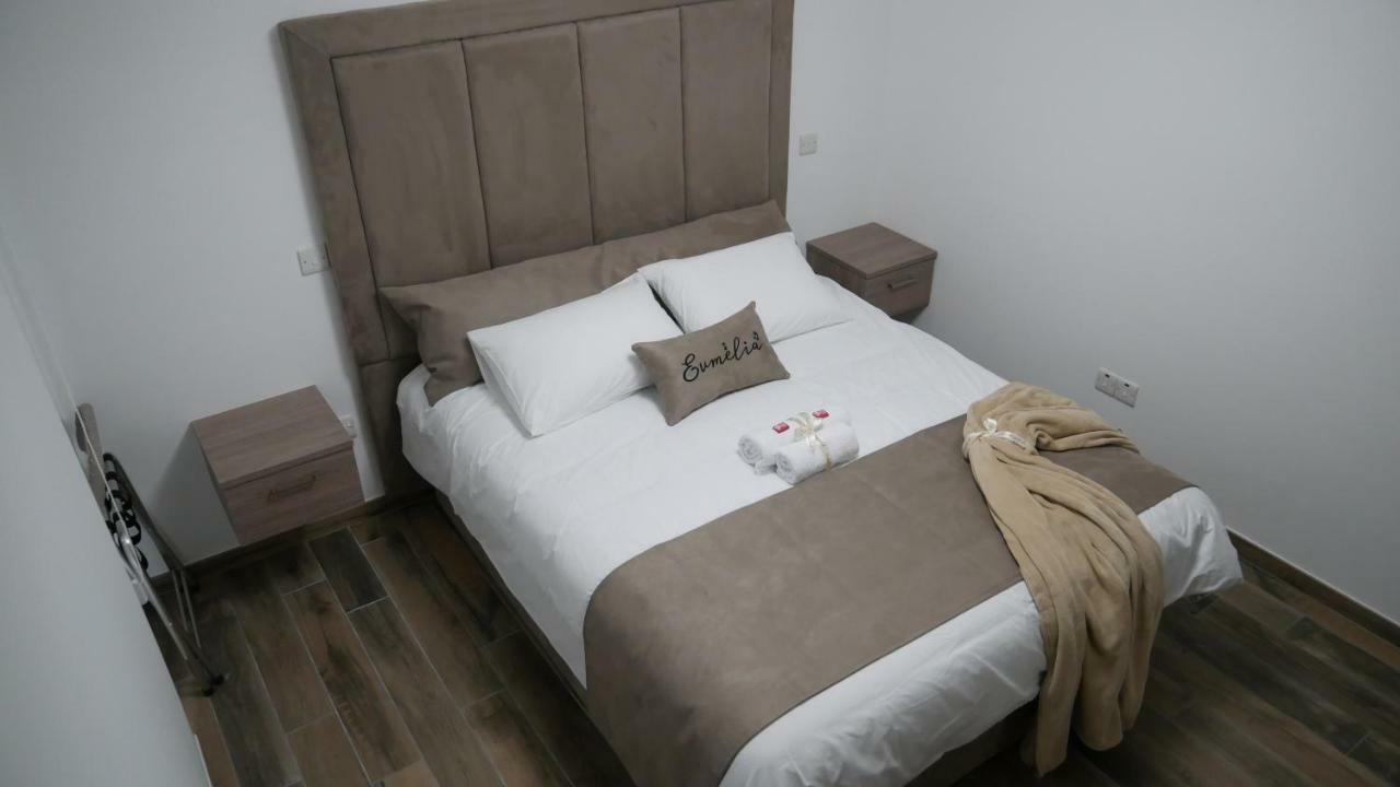 Evmelia Kakopetria Suites Luaran gambar